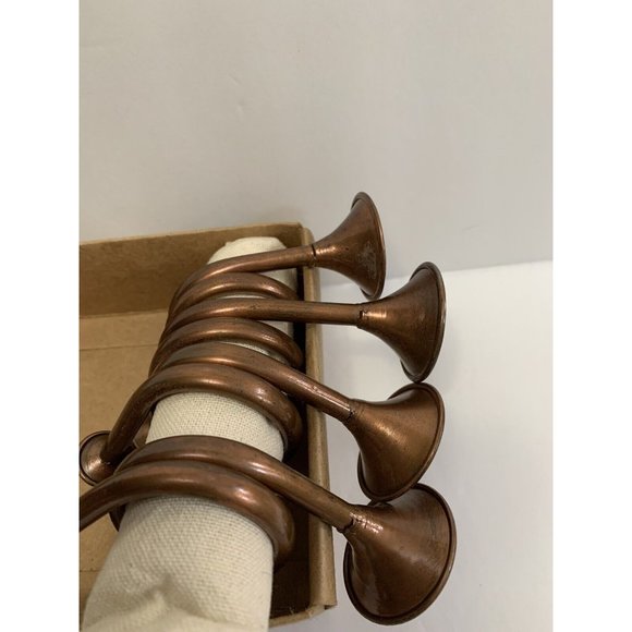 Bugle Trumpet Napkin Rings Hofburg Interiors Set of 4 - Picture 9 of 12